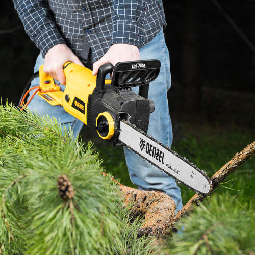 Пила цепная электрическая EDS-2000, 2 кВт,продольная, шина 40 см, шаг 3/8, паз 1.3 мм, 56 звеньев Denzel по ценам производителя в Краснодаре с доставкой по всей России