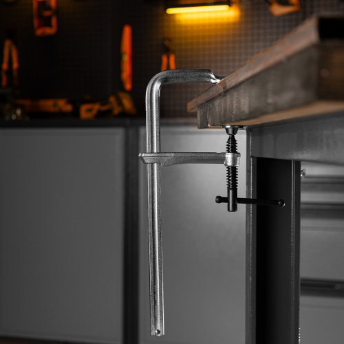 Струбцина F-образная, 120x300мм, кованая Denzel по ценам производителя в Краснодаре с доставкой по всей России