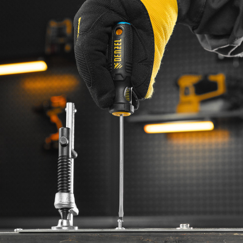 Отвертка, SL3х100 мм, S2, 3к рукоятка Denzel по ценам производителя в Краснодаре с доставкой по всей России