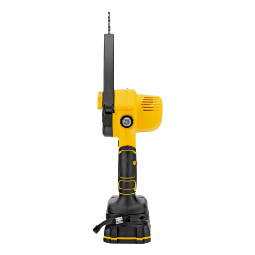 Цепная мини-пила аккумуляторная бесщет., CCS-150, шина 150 мм, Li-Ion, 20 В Denzel по ценам производителя в Краснодаре с доставкой по всей России