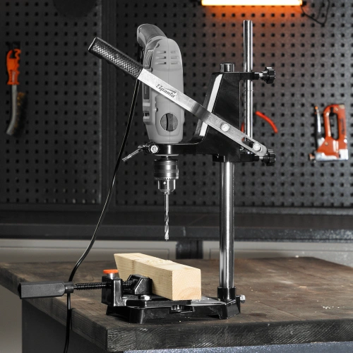 Станок для крепления дрели с тисками Sparta по ценам производителя в Краснодаре с доставкой по всей России