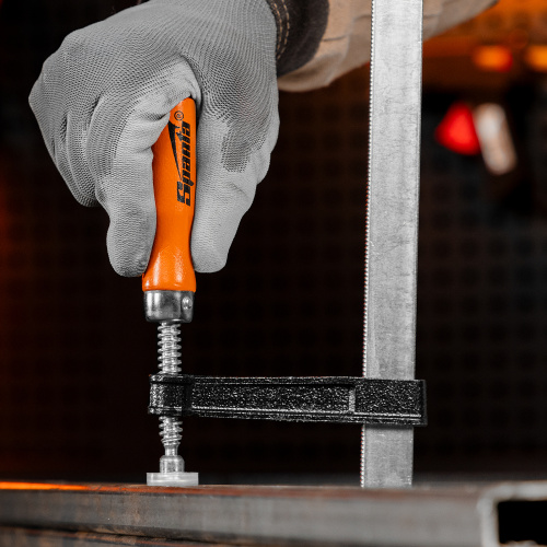 Струбцина F-образная, 300 х 120 мм Sparta по ценам производителя в Краснодаре с доставкой по всей России