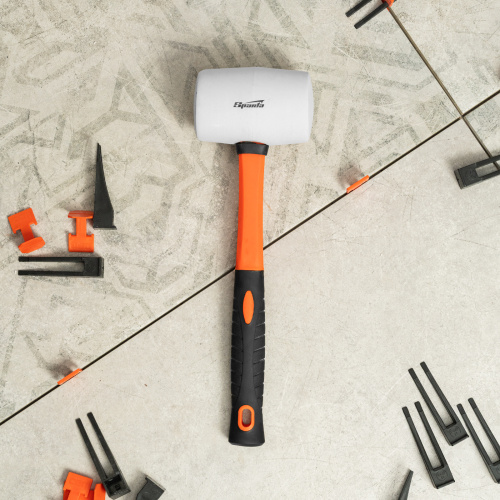 Киянка резиновая, 450 г, белая резина, фибергласовая рукоятка Sparta по ценам производителя в Краснодаре с доставкой по всей России