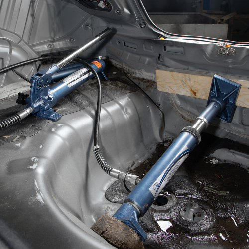 Растяжка гидравлическая, 10 т, набор из 17 предметов, 7 сменных насадок, в пластиковом кейсе Stels по ценам производителя в Краснодаре с доставкой по всей России