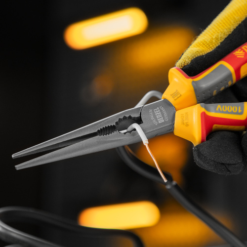 Длинногубцы прямые, диэлектрические рукоятки до 1000 В, трехкомпонентные рукоятки, 205мм Denzel по ценам производителя в Краснодаре с доставкой по всей России