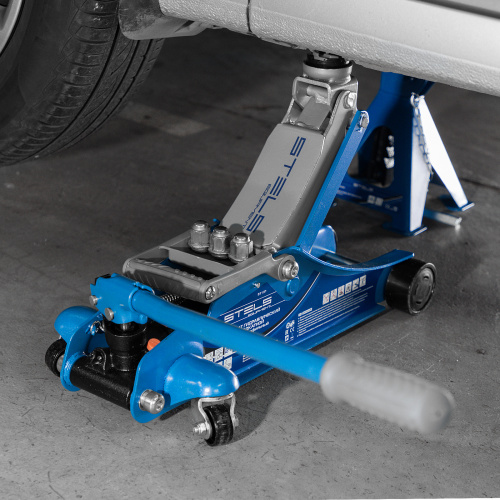 Домкрат гидравлический подкатной, поворотная рукоятка, 2 т, Low Profile, 100-350 мм Stels по ценам производителя в Краснодаре с доставкой по всей России