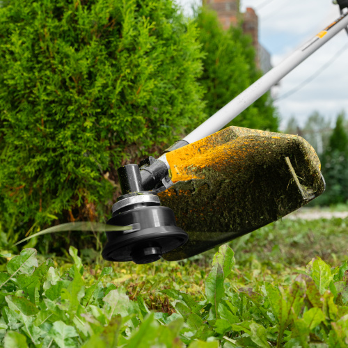 Триммер бензиновый DT-52E, 52 см3, неразъемная штанга, электростартер, состоит из 2 частей Denzel по ценам производителя в Краснодаре с доставкой по всей России