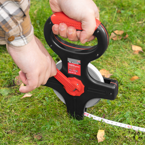 Рулетка геодезическая, 50 м х 12,5 мм, металлическая лента, открытый корпус Matrix по ценам производителя в Краснодаре с доставкой по всей России