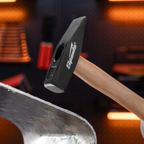 Молоток слесарный, 500 г, квадратный боек, деревянная рукоятка Sparta по ценам производителя в Краснодаре с доставкой по всей России