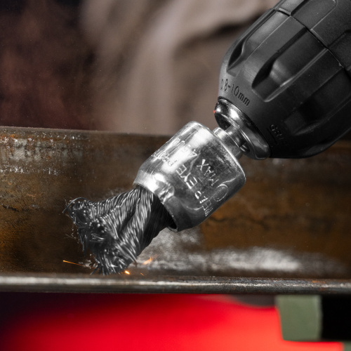 Щетка для дрели, 25 мм, "чашка" со шпилькой, крученая металлическая проволока Matrix по ценам производителя в Краснодаре с доставкой по всей России