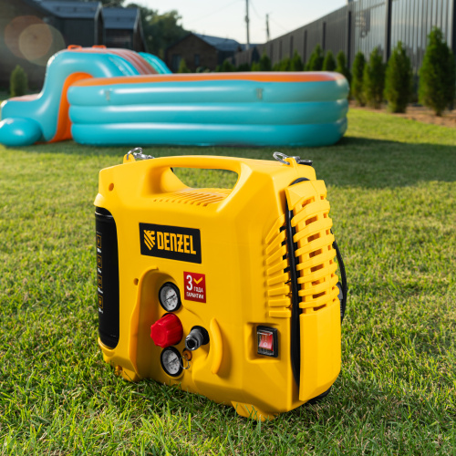 Компрессор воздушный DL1300, 10 бар, 1,3 кВт 180 л/мин 5 л, с набором аксессуаров Denzel по ценам производителя в Краснодаре с доставкой по всей России