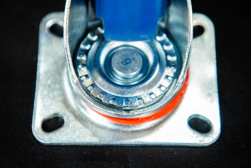 Колесо поворотное резина SRCLb 42 100 мм с тормозом (F) по ценам производителя в Краснодаре с доставкой по всей России