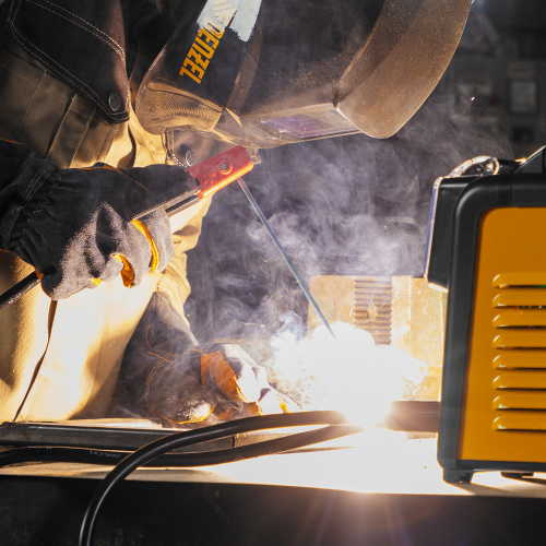 Аппарат инвертор. дуговой сварки SDM-220 Top, 220 А, ПВ 60% кейс Denzel по ценам производителя в Краснодаре с доставкой по всей России