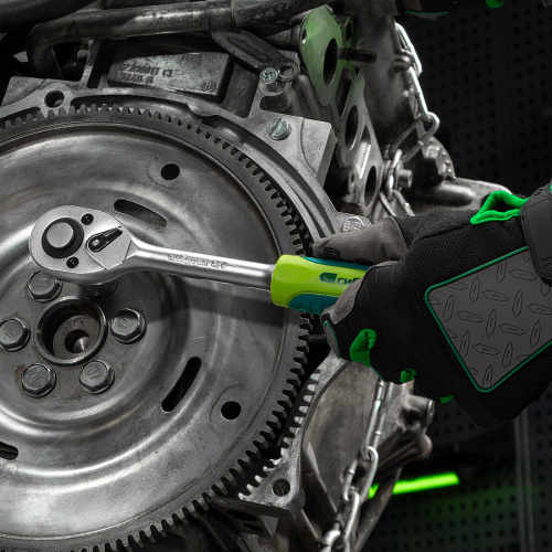 Набор инструментов, 1/2", 3/8", 1/4", пластиковый кейс 215 предм. Сибртех по ценам производителя в Краснодаре с доставкой по всей России