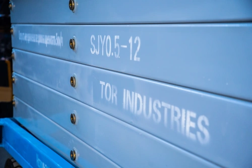 Подъемник ножничный передвижной аккумуляторный 500 кг, 12/14 м, 24/85 В/Ач TOR SJY-0,5-12 DC по ценам производителя в Краснодаре с доставкой по всей России