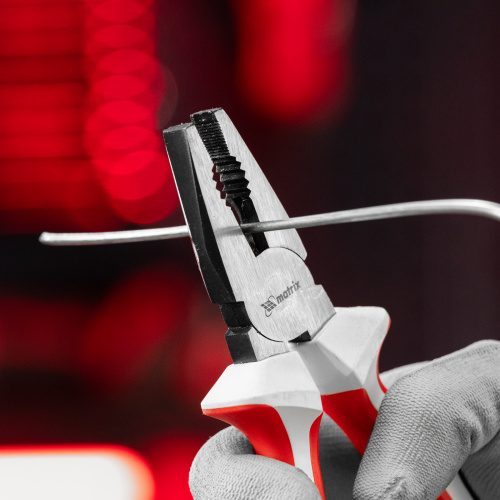 Плоскогубцы Premium, 200 мм, трехкомпонентные рукоятки Matrix по ценам производителя в Краснодаре с доставкой по всей России