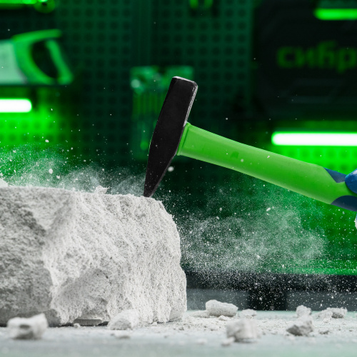 Молоток слесарный, 300 г, фибергласовая обрезиненная рукоятка Сибртех по ценам производителя в Краснодаре с доставкой по всей России