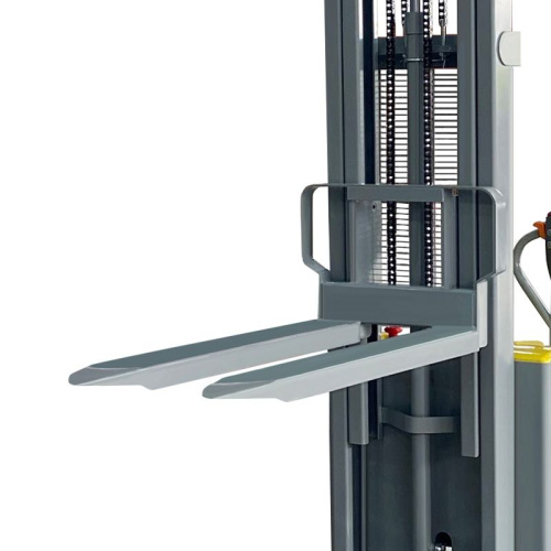 Самоходный электроштабелер PROLIFT SDR 1516-S купить в Москве с доставкой по всей России | ProtosMarket.ru