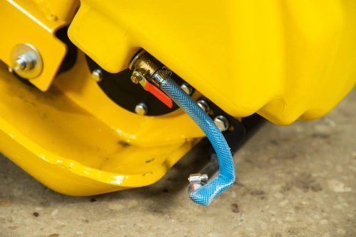 Виброплита 85 кг, 13кН (Honda) бак, коврик, колесный комплект TOR T-80 по ценам производителя в Краснодаре с доставкой по всей России