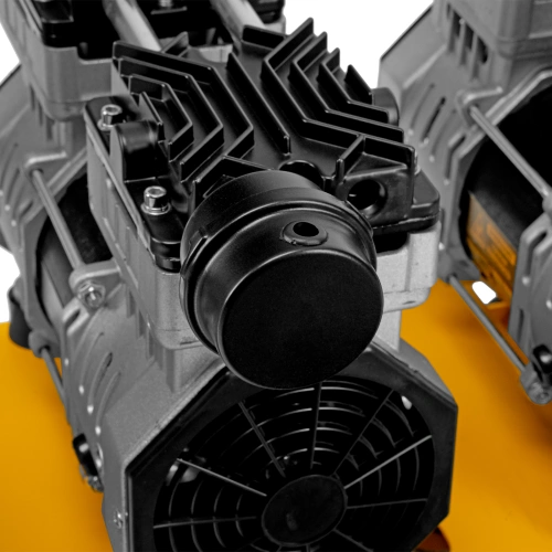 Компрессор безмасляный, малошумный  DLS 2250/100, 2250 Вт, 3x750, 100 л, 410 л/мин блок управления/ Denzel по ценам производителя в Краснодаре с доставкой по всей России