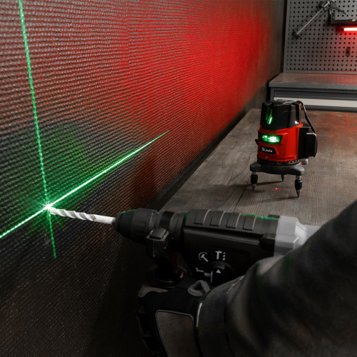 Лазерный уровень CRL-30G, 30 м, зеленый луч, акк. Li 2400 mah, резьба 5/8" MTX по ценам производителя в Краснодаре с доставкой по всей России