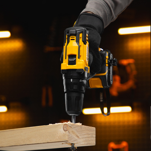 Дрель-шуруповерт аккумуляторная CDL-12-02BM, Li-Ion, 12 В, 2 акк. Denzel по ценам производителя в Краснодаре с доставкой по всей России