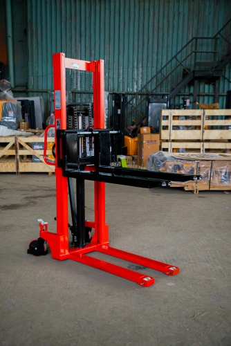 Штабелер гидравлический 2,0 т 1,6 м TOR CTY-E с раздвижными вилами по ценам производителя в Краснодаре с доставкой по всей России