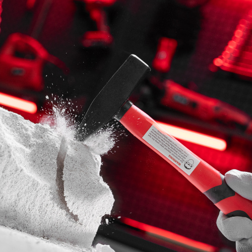 Молоток слесарный, 400 г, фибергласовая обрезиненная рукоятка Matrix по ценам производителя в Краснодаре с доставкой по всей России