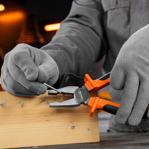 Плоскогубцы комбинированные Comfort, 200 мм, шлифованные, двухкомпонентные рукоятки Sparta по ценам производителя в Краснодаре с доставкой по всей России