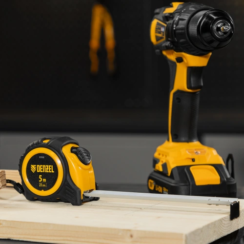 Рулетка 5м х 25мм, обрезиненный корпус, автоматическая фиксация Denzel по ценам производителя в Краснодаре с доставкой по всей России