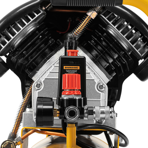 Компрессор воздушный прям. привод DCV1800/50, 1,8 кВт, 50 литров, 320 л/мин Denzel по ценам производителя в Краснодаре с доставкой по всей России