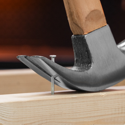 Молоток-гвоздодер, 450 г, боек 27 мм, деревянная рукоятка Sparta по ценам производителя в Краснодаре с доставкой по всей России