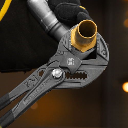 Клещи переставные, кнопочный механизм, обливные рукоятки, сантехнические, 250 мм Denzel по ценам производителя в Краснодаре с доставкой по всей России