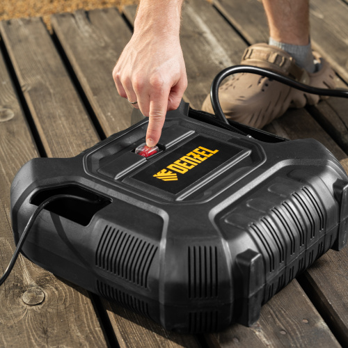 Компрессор воздушный DL1100 1.1 кВт, 180 л/мин, с набором аксессуаров Denzel по ценам производителя в Краснодаре с доставкой по всей России