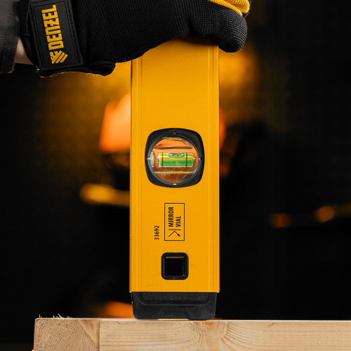 Уровень алюминиевый, магнит, фрезерованный, 3 глазка (1 зеркал.) 0,5 мм/м, 800 мм Denzel по ценам производителя в Краснодаре с доставкой по всей России