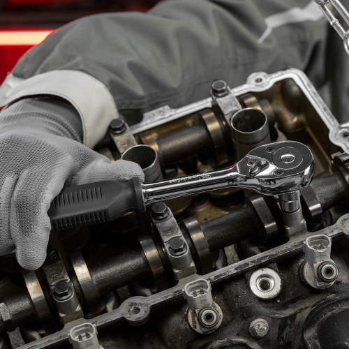 Ключ-трещотка 3/8", CrV, 45 зубьев, с быстрым сбросом, хром Matrix по ценам производителя в Краснодаре с доставкой по всей России