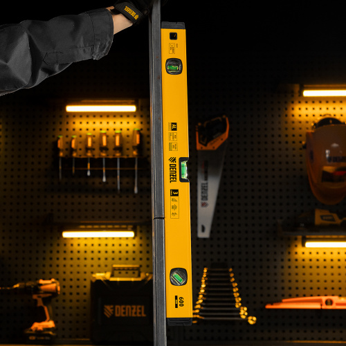 Уровень алюминиевый, магнит, фрезерованный, 3 глазка (1 зеркал.) 0,5 мм/м, 600 мм Denzel по ценам производителя в Краснодаре с доставкой по всей России