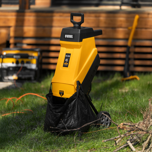 Измельчитель садовый электрический ECS-2500, 2500 Вт, 45 мм Denzel по ценам производителя в Краснодаре с доставкой по всей России