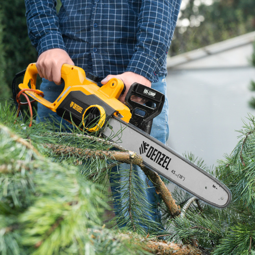 Пила цепная электрическая EDS-2200P, 2.2 кВт,поперечная, шина 45 см, шаг 3/8, паз 1.3 мм, 63 звена Denzel по ценам производителя в Краснодаре с доставкой по всей России