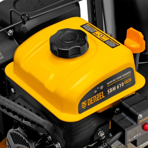 Бензиновая снегоуборочная машина SBM 610S PRO, 212 cc, электростартер, фара, обогрев Denzel по ценам производителя в Краснодаре с доставкой по всей России