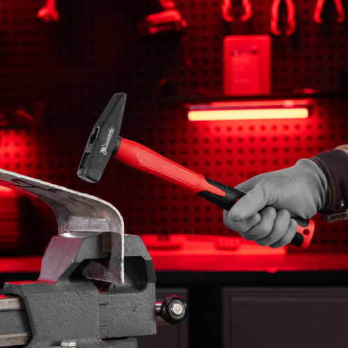 Молоток слесарный optimal, 400 г, фибергласовая обрезиненная рукоятка, квадратный боек Matrix по ценам производителя в Краснодаре с доставкой по всей России