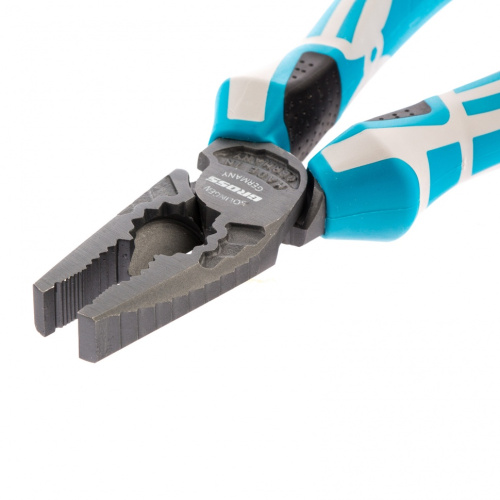 Плоскогубцы комбинированные 205 мм, трехкомпонентные рукоятки Gross по ценам производителя в Краснодаре с доставкой по всей России