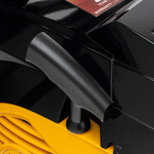 Пила цепная бензиновая DGS-4516, шина 40 см, 45 см3, 3 л.с, шаг 3/8, паз 1.3 мм, 57 звеньев Denzel по ценам производителя в Краснодаре с доставкой по всей России