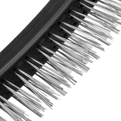 Щетка трехрядная металлическая с пластмассовой ручкой Sparta по ценам производителя в Краснодаре с доставкой по всей России