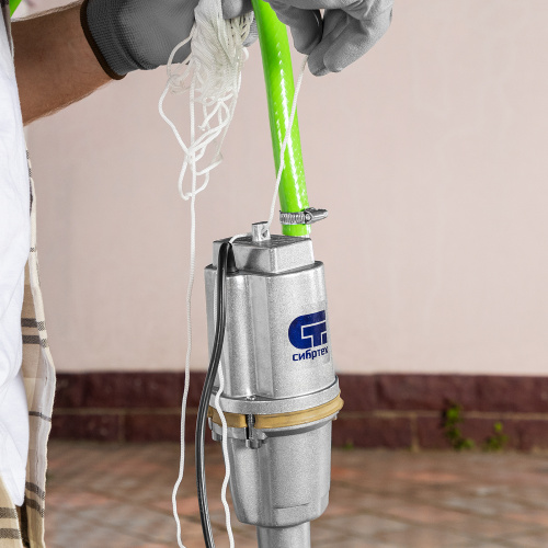 Вибрационный насос СВН300Н-10, нижний забор, 300 Вт, напор 75 м, 1200 л/ч, кабель 10 м Сибртех по ценам производителя в Краснодаре с доставкой по всей России