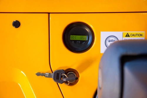 Штабелер самоходный 1,5 т 5,6 м XILIN CDDK15-III 24/200 В/Ач (с платформой) по ценам производителя в Краснодаре с доставкой по всей России