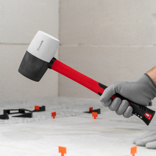 Киянка резиновая, 910 г, черно-белая резина, фибергласовая рукоятка Matrix по ценам производителя в Краснодаре с доставкой по всей России