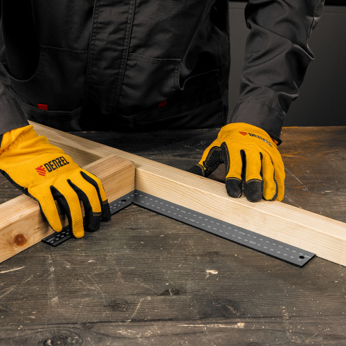 Угольник, 200 х 300 мм, алюминиевый, лазерная гравировка Denzel по ценам производителя в Краснодаре с доставкой по всей России