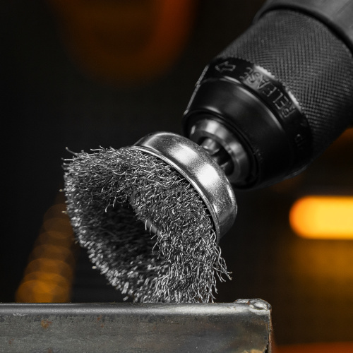 Набор щеток для дрели, 1 Плоская 50мм, 2 Чашки 25-50мм, шпилька, нерж. вит. проволока Denzel по ценам производителя в Краснодаре с доставкой по всей России