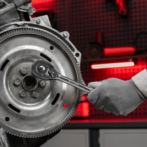 Ключ-трещотка 1/2", CrV, 45 зубьев, с быстрым сбросом, цельнометаллический, хром Matrix по ценам производителя в Краснодаре с доставкой по всей России